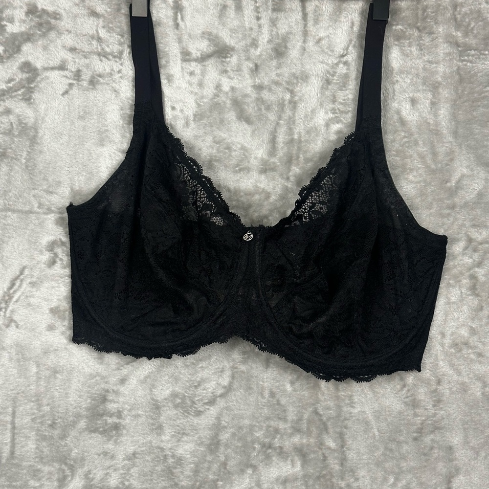 Elegant Black Lace Bra